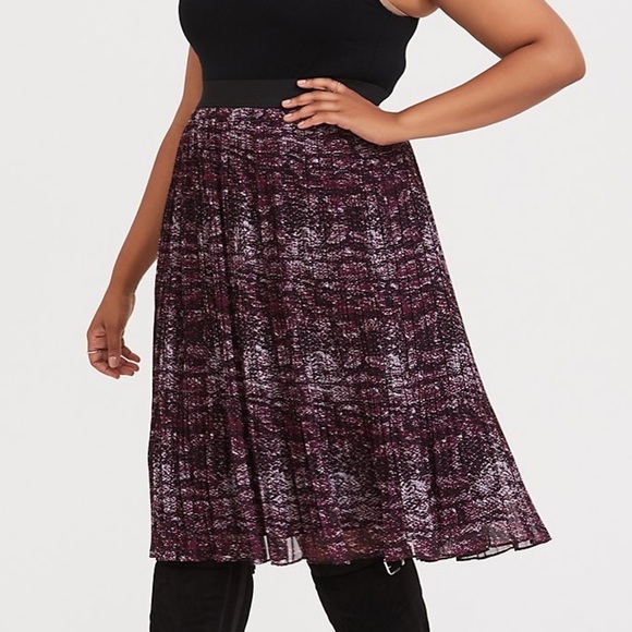 Torrid snake print pleated midi skirt size 0 large - Picture 1 of 8